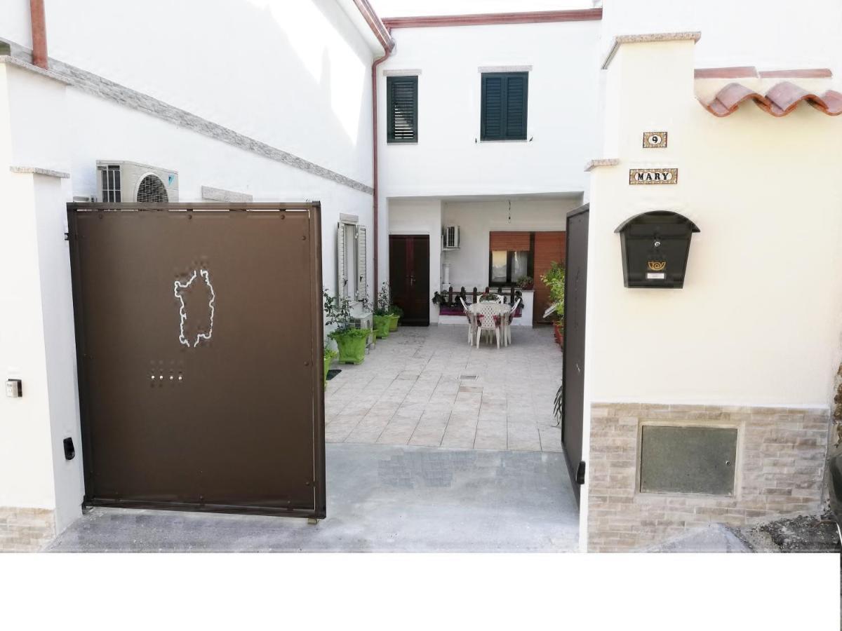 Appartamento Mary Oliena Exterior foto