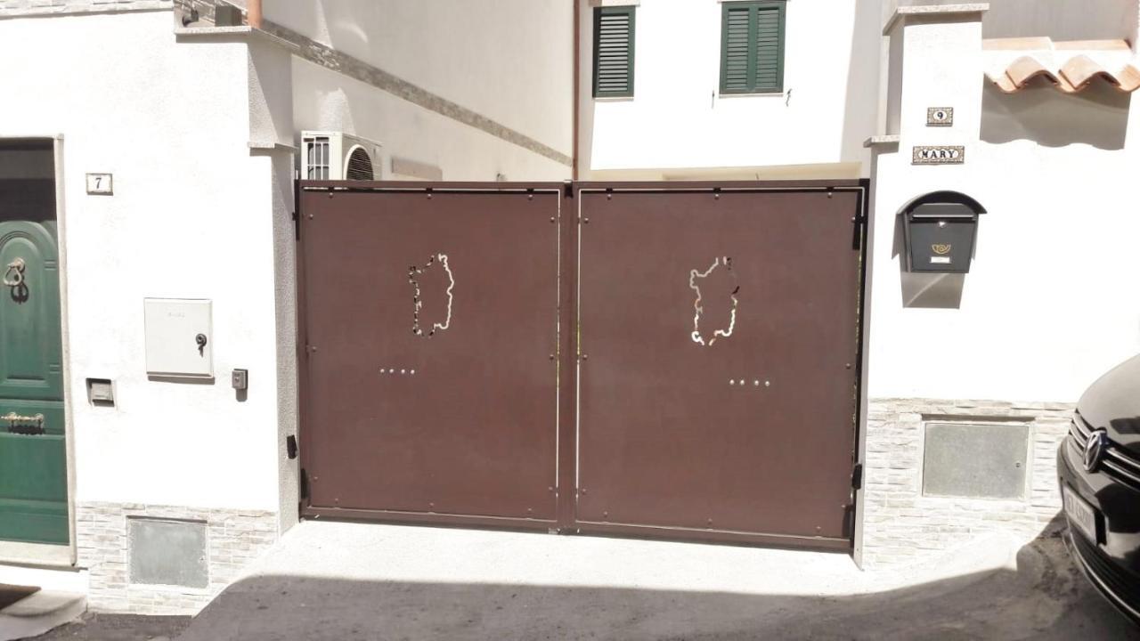 Appartamento Mary Oliena Exterior foto