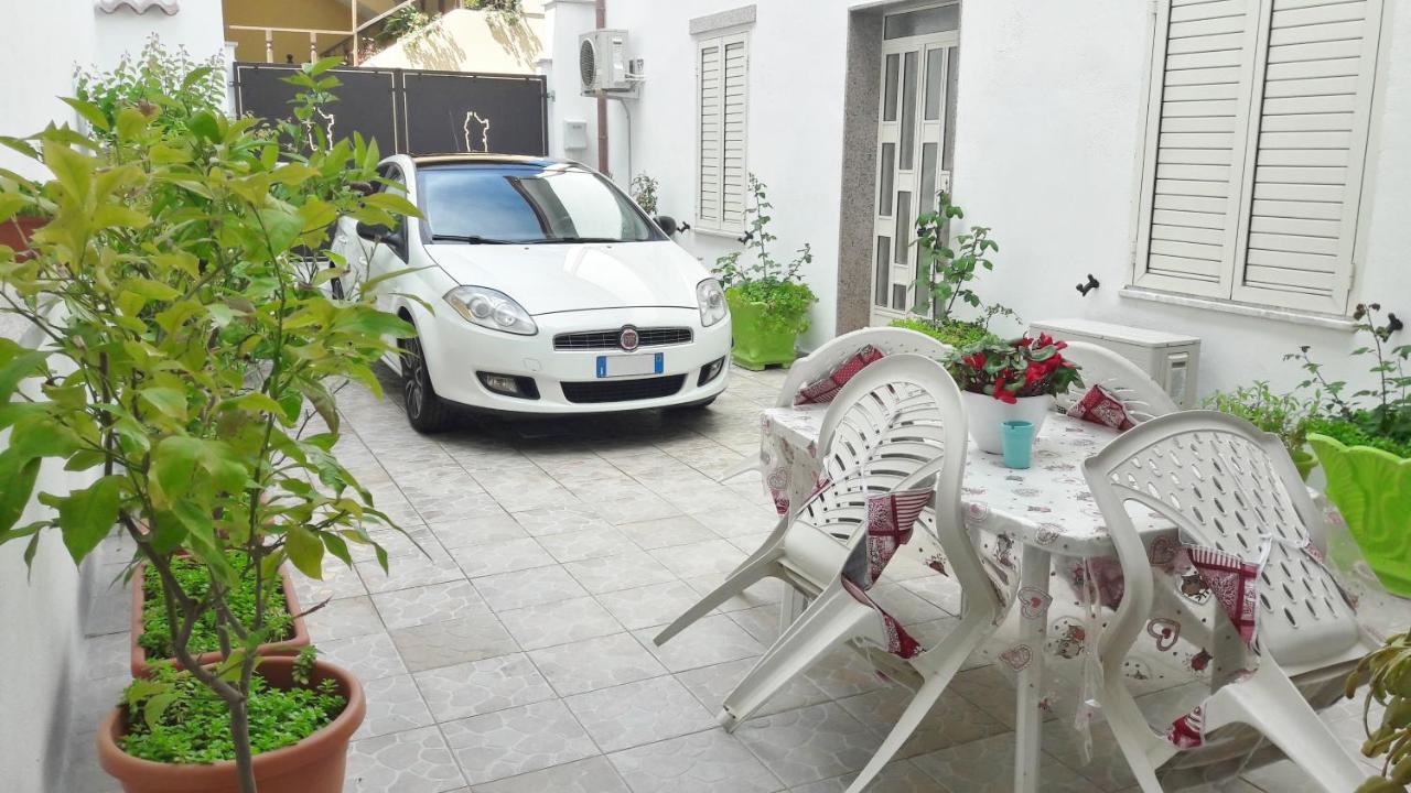 Appartamento Mary Oliena Exterior foto